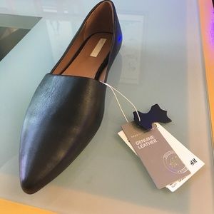 H&M Black Leather Size 7 Premium Flats New in Box